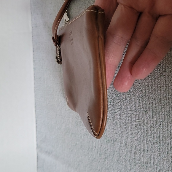 Coach brown leather wristlet - Picture 4 of 13